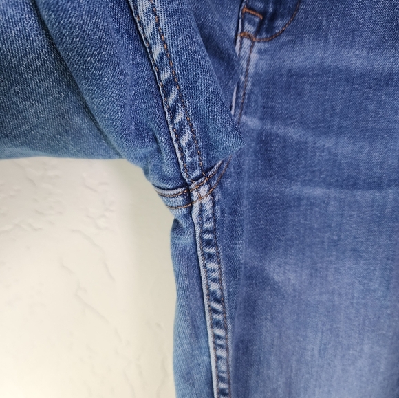 ZARA Hi-Rise Front Side Slit Ankle Cropped Jeans Size 6 - Picture 6 of 10